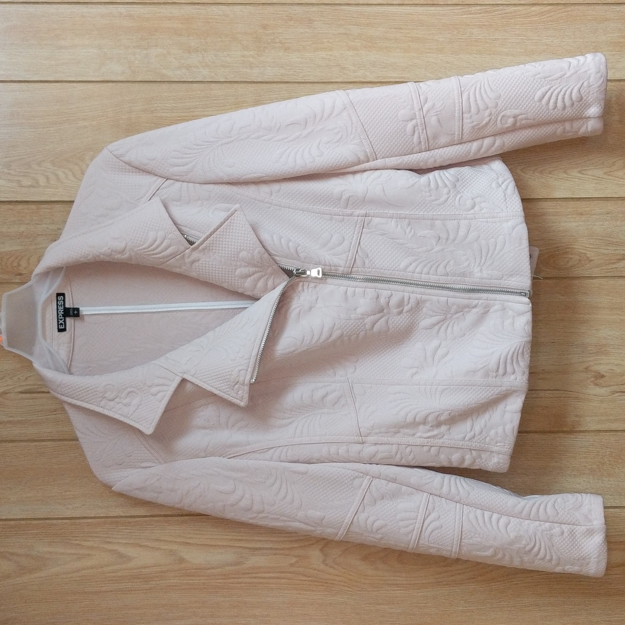 Express Jacket Size Large